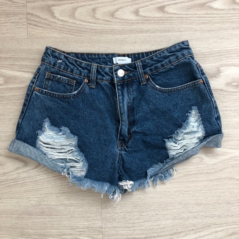 Forever 21 Womens Distressed cut-off Dark blue Denim shorts Size 26